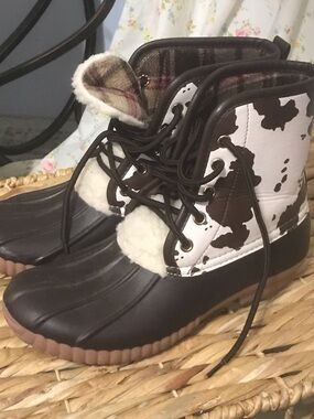 Simply Southern Brown and White Faux-Fur Lined Duck Boots